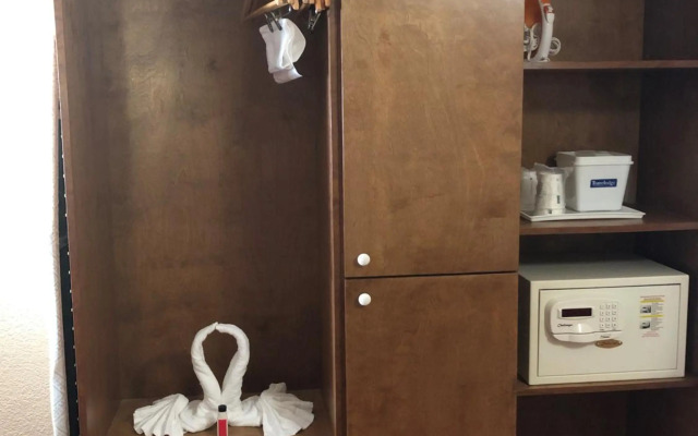 Travelodge by Wyndham Lakeland