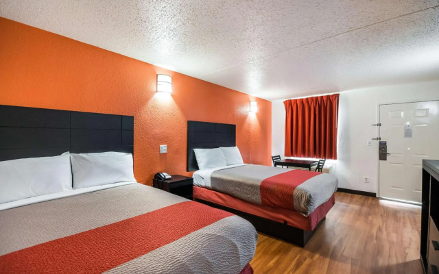 Motel 6 Houston, TX - Brookhollow