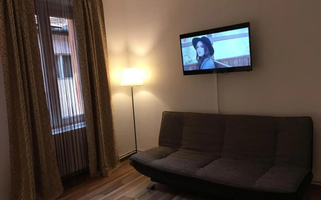 9 Central Residence