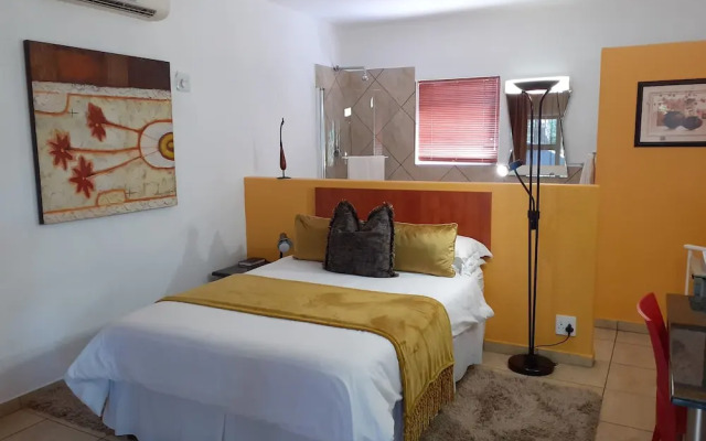 St Michelle Guest Lodge