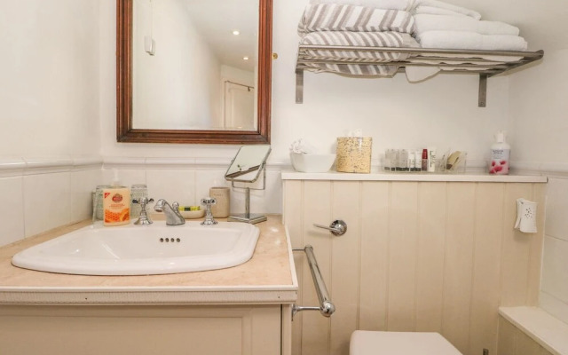 Woodend Annexe