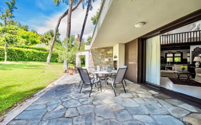 #Villa Fiorina by halu! Sani Villas