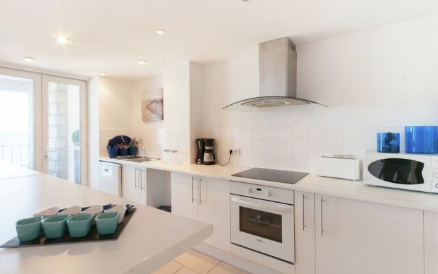 Luxury Apartment in L'escala Catalonia near Beach