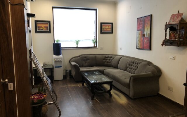 OYO Rooms Near Huda City Centre