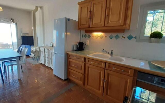 Maison Rayol-Canadel-sur-Mer, 5 pièces, 9 personnes - FR-1-308-142