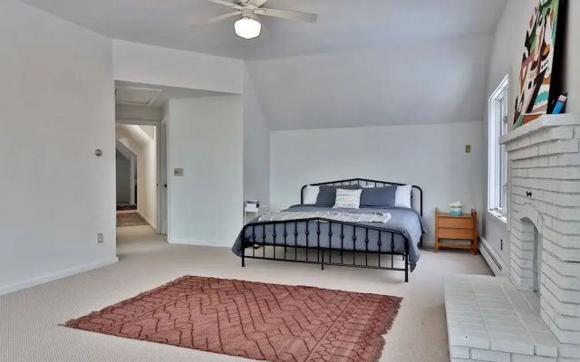 Mountainview Escape 4 Bedroom Home