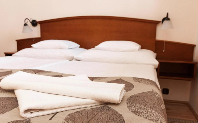 Klastrom Hotel