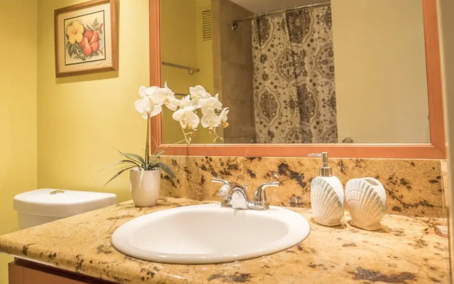 Tropical Studios at Marine Surf Waikiki