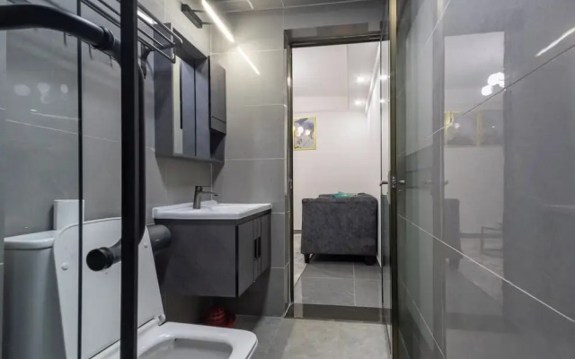 Erica Suites - Riverside 1BR Apartments