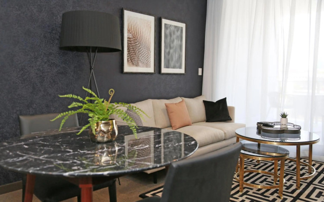Alex Perry Hotel & Apartments