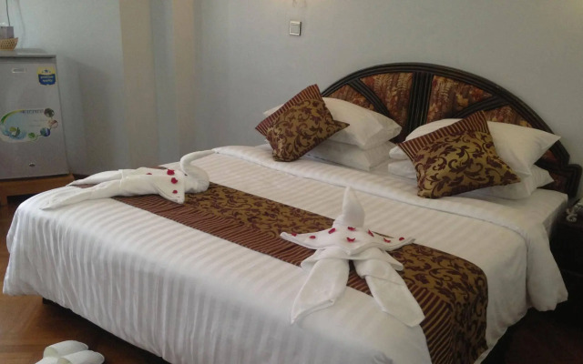 Summer Palace Hotel