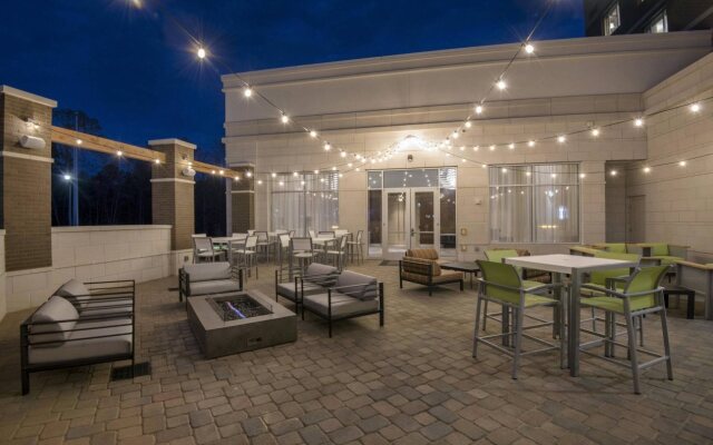 Courtyard by Marriott Raleigh Cary/Parkside Town Commons