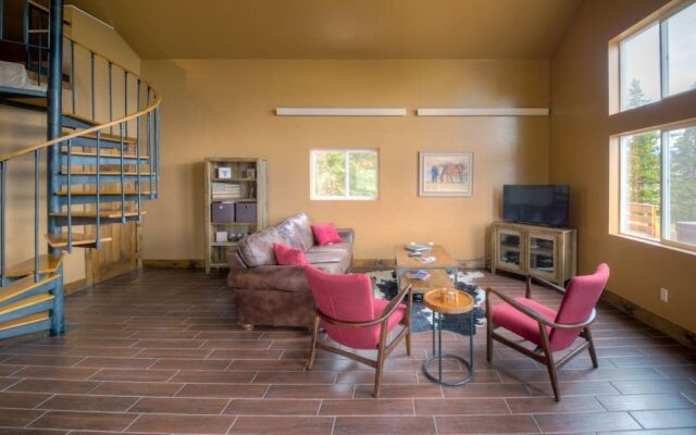 PV - Paradise Valley Retreat