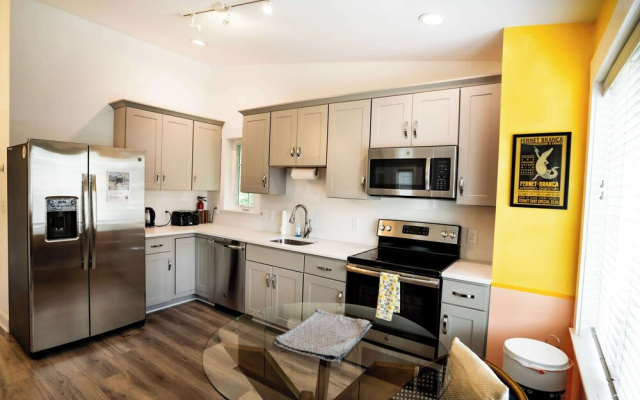 Urban Nest Guest House