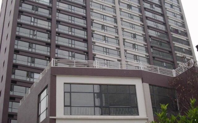 Wuhan Guanhu Platinum Hotel