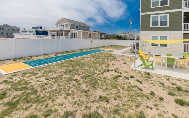 Sandfiddler by RedAwning