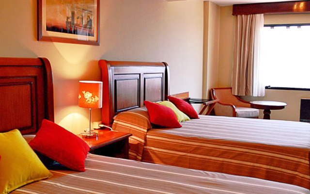 Manduara Hotel And Suites