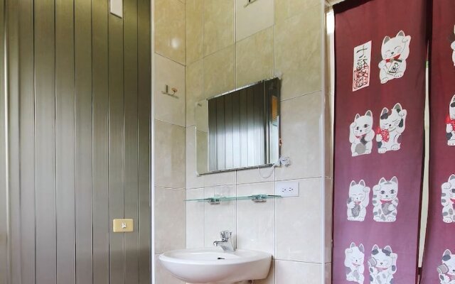Flora Rexort Guesthouse