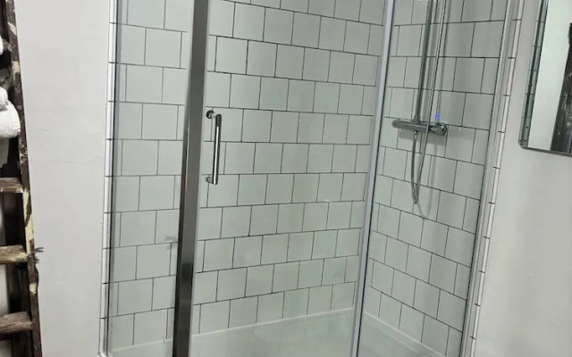 3-bed Seaside Haven - Sleeps 7 & Pet Friendly