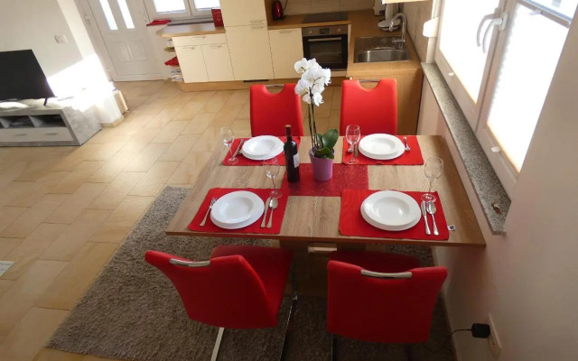 Apartment & Olive oil Valuma