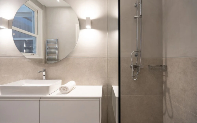 Upscale Athens Luxury Penthouse