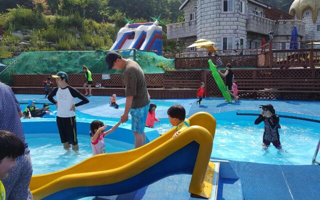 Gangwondo Kiz Tema Pension Supsok Yojung