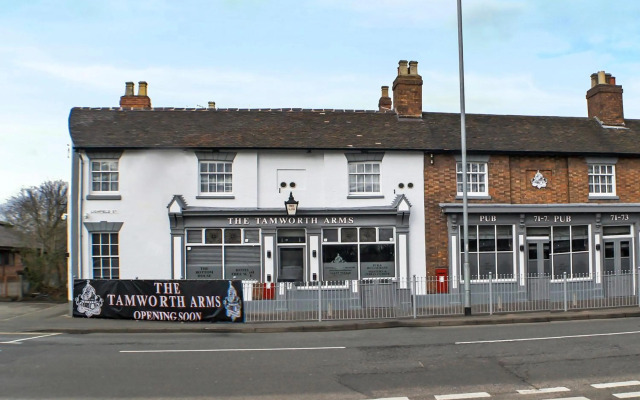 OYO Tamworth Arms Boutique Pub & Hotel