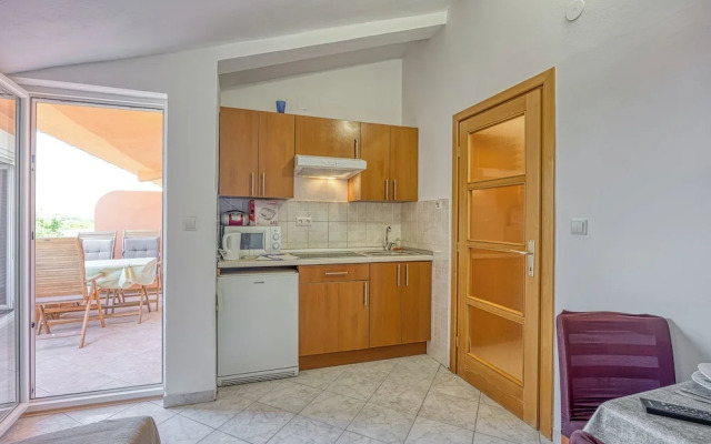 Seaview Apartment in Pasman A1