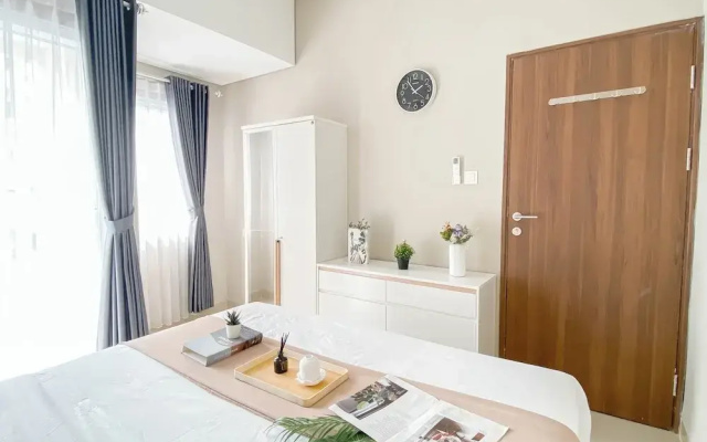 Soft Grey 1Br At Royal Sentul Park Apartment