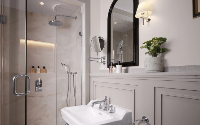 11 Cadogan Gardens and The Apartments by Iconic Luxury Hotels