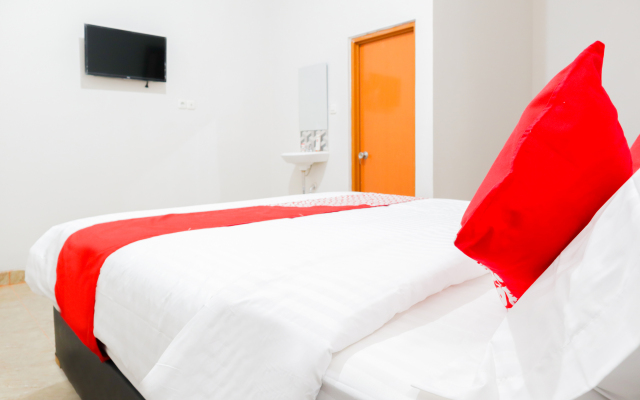 Hotel O Axl Residence