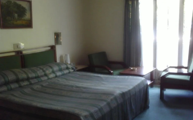 Ritz Hotel