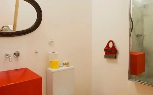 14 Esquadra  Cais das Pedras Guest House