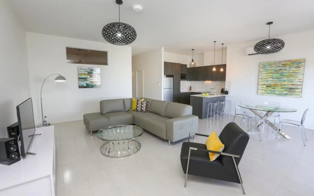Indulge Apartments CBD