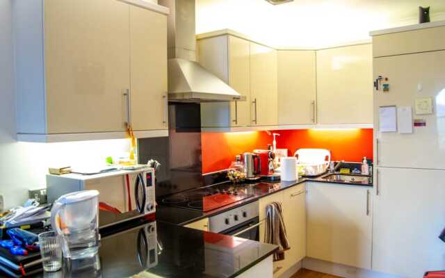 Comfortable 1 Bedroom North London Flat
