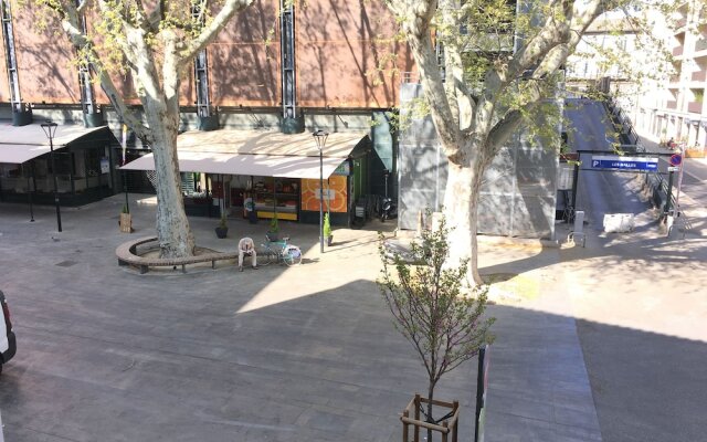 Avignon centre historique - Les Halles