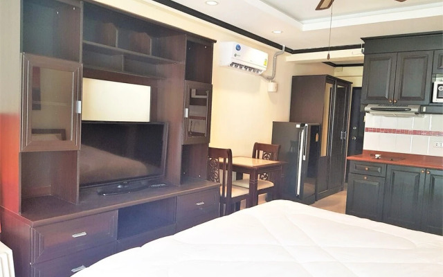 Jomtien Beach Sea View Studio