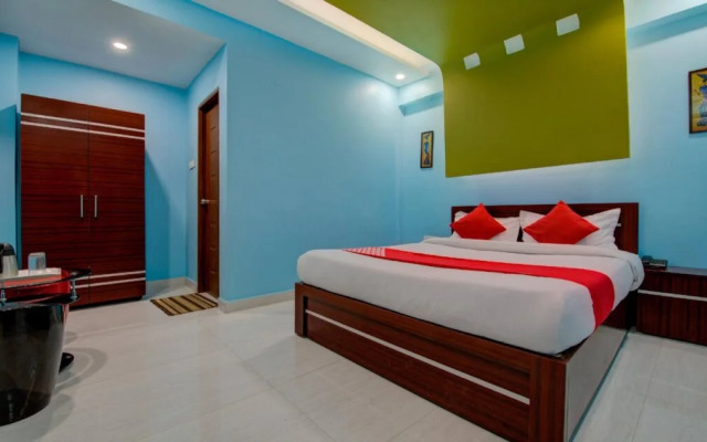 OYO 14798 Radha Swami Guest House