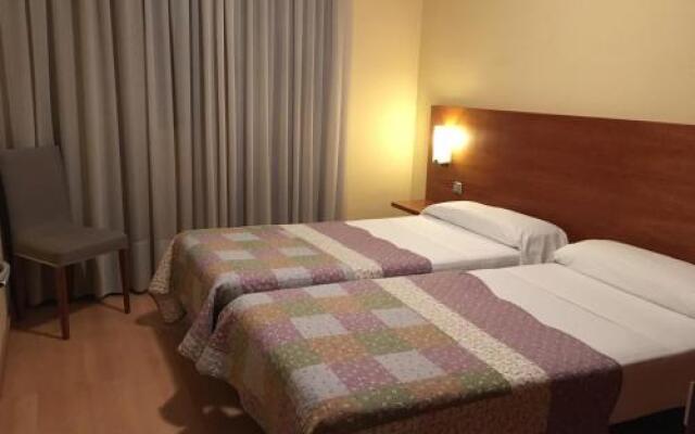 Torre Monreal Hotel Y Apartamentos