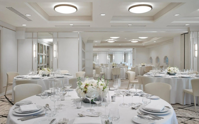 Acqualina Resort & Residences On The Beach