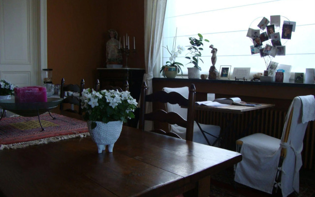 Fine Fleur Bed & Breakfast