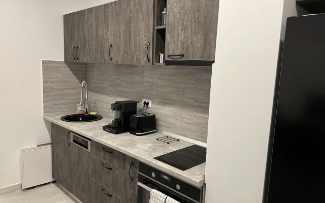 Stunning 3-Room Penthouse W10+W11