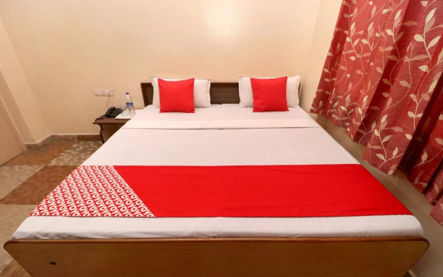 Oyo 27893 Sita Niwas Parking