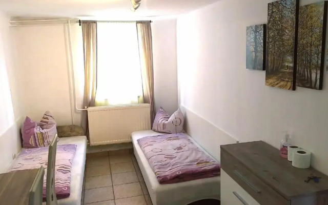 Hostel Maros