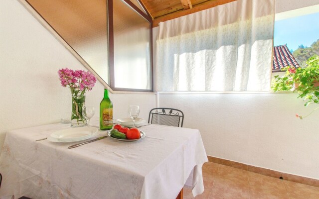 Apartments and Rooms Stjepan