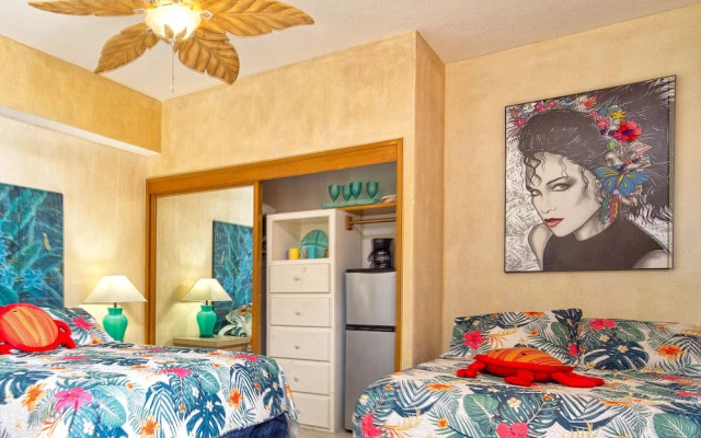 Casa Frida Massive Condo Sleeps up to 12!