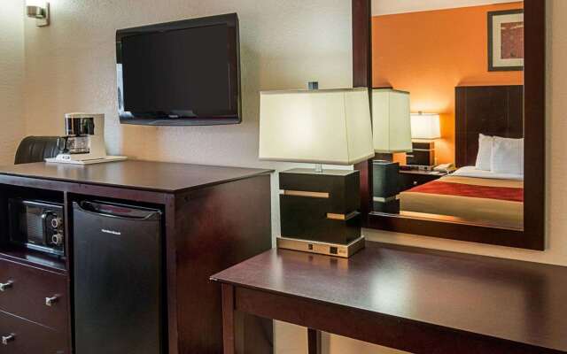 Econo Lodge Inn & Suites Natchitoches