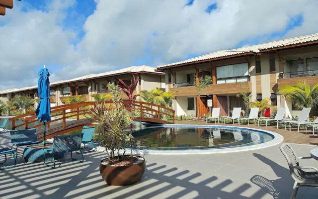 Condo With Pool 450m From the Beach in Itacimirim - Vbrs