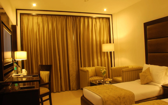 Hotel Shanti Palace