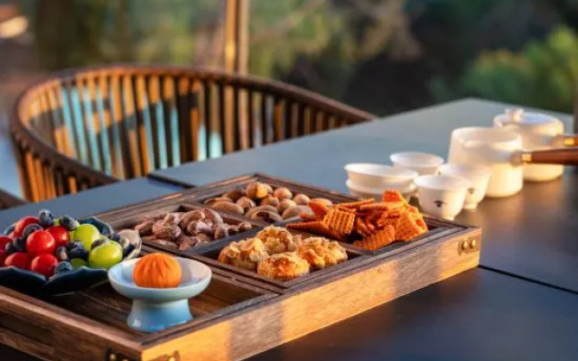 Heyi Shanyin Homestay (Linyishan Huaqing Palace)